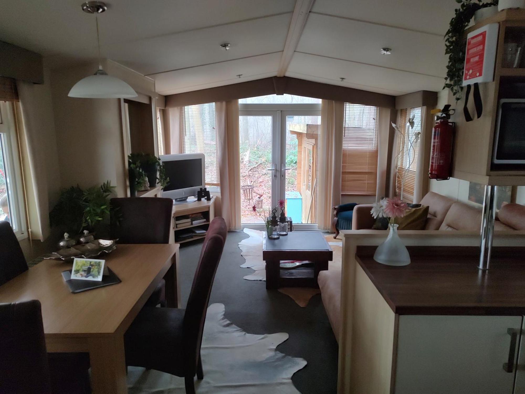 Chalet Met Veranda Aan Bosrand Vledder Ngoại thất bức ảnh